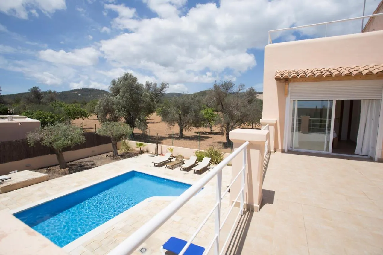 Villa Tom Is Near To Playa Den Bossa Sant Jordi de ses Salines 0*,  Spanien